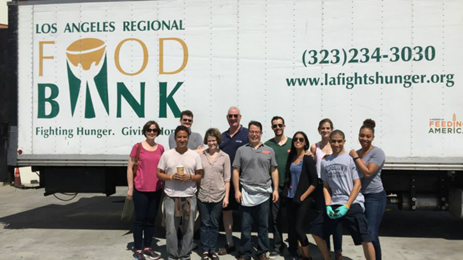 The Club of L.A. lends a hand to the L.A. Regional Food Bank in honor of Georgetown's annual day of service, Hoyas Give Baxa.