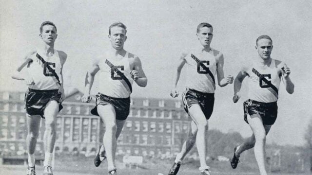 old picture of georgetown runners