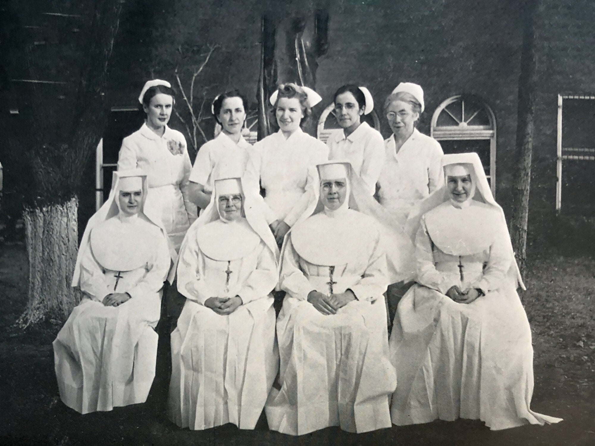 old picture of hospital supervisors