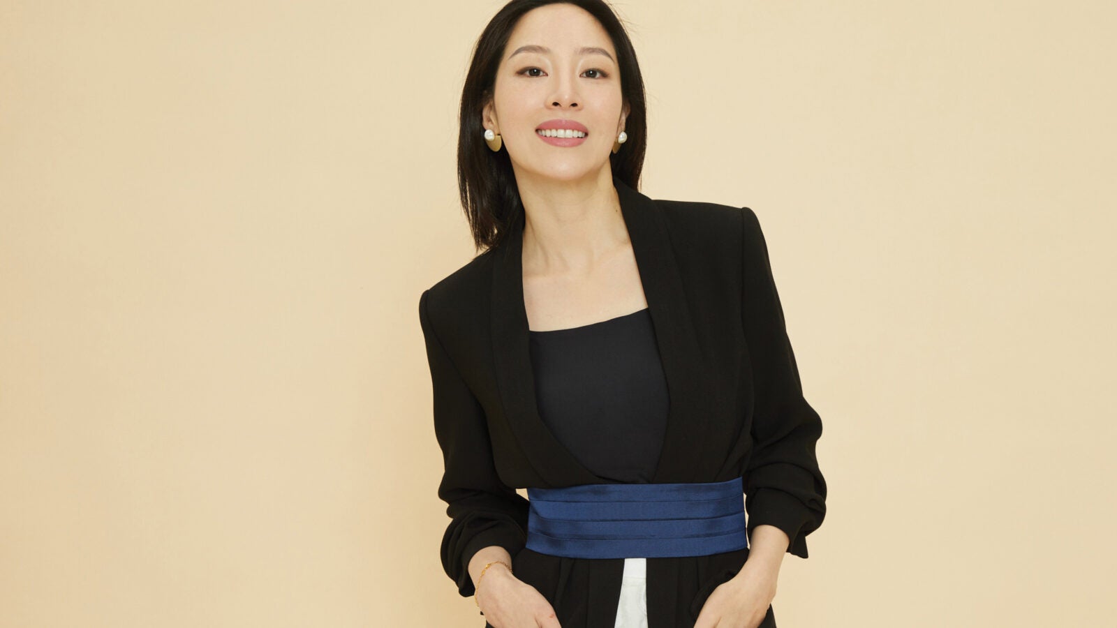 Netflix star, author, and entrepreneur Sara Jane Ho (C’07) helps women with etiquette lessons and wellness products. | Photo: Courtesy of Sara Jane Ho