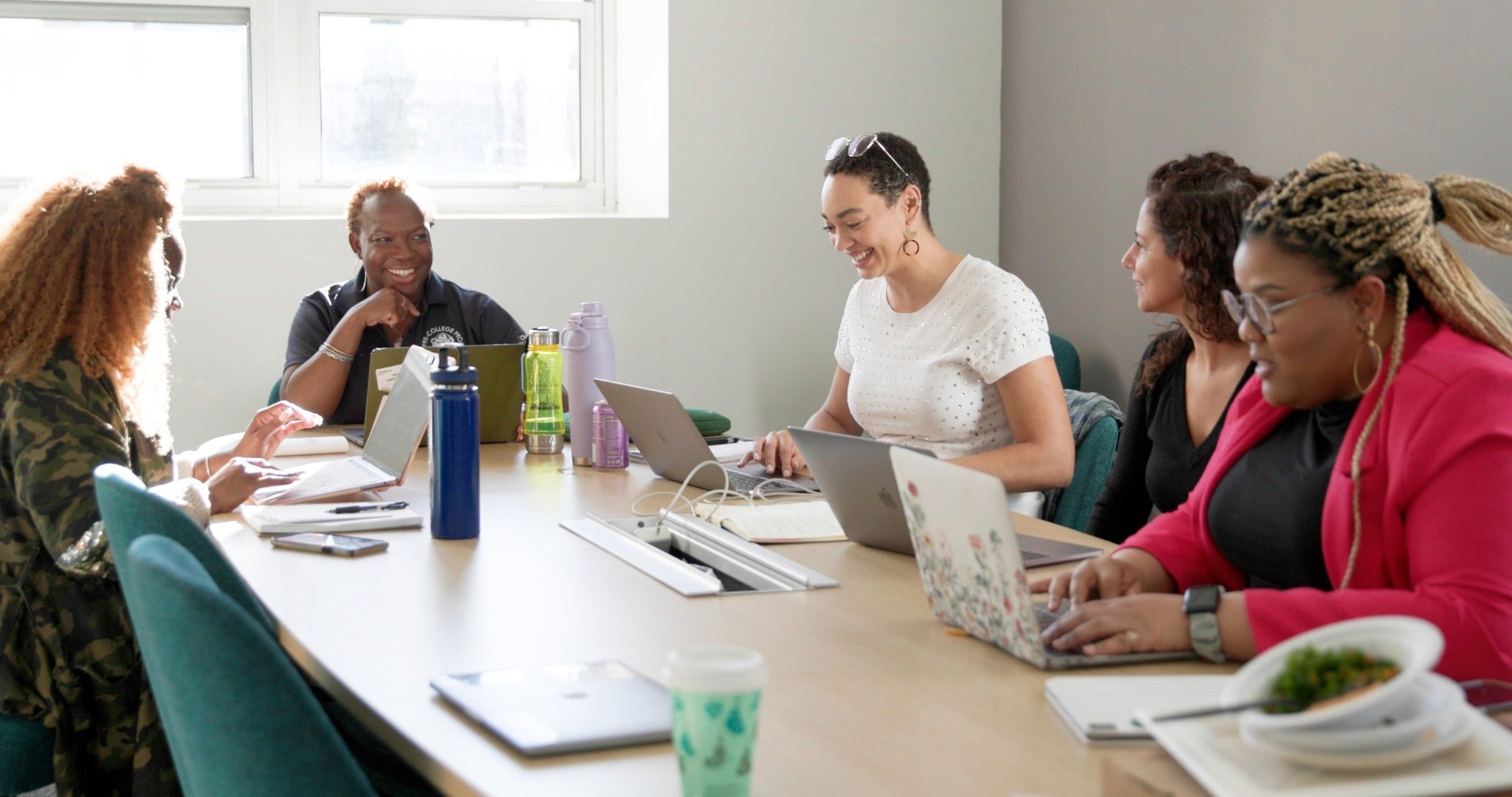 In addition to comfortable lounge and meeting spaces, the new Office of Student Equity & Inclusion features a sensory area with custom sensory art, interactive light technology, bean bags, weighted stuffed animals, and stim tools and toys for students to use. | Photo: Georgetown University