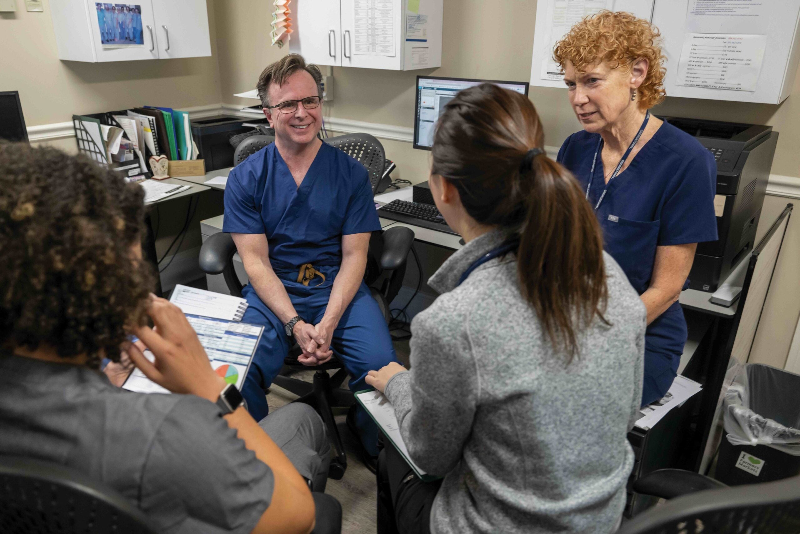 Beauchamp visited with volunteers at the student-run HOYA Clinic including Eileen Moore, M.D., associate professor and assistant dean for community education and advocacy and one of the clinic’s medical directors.