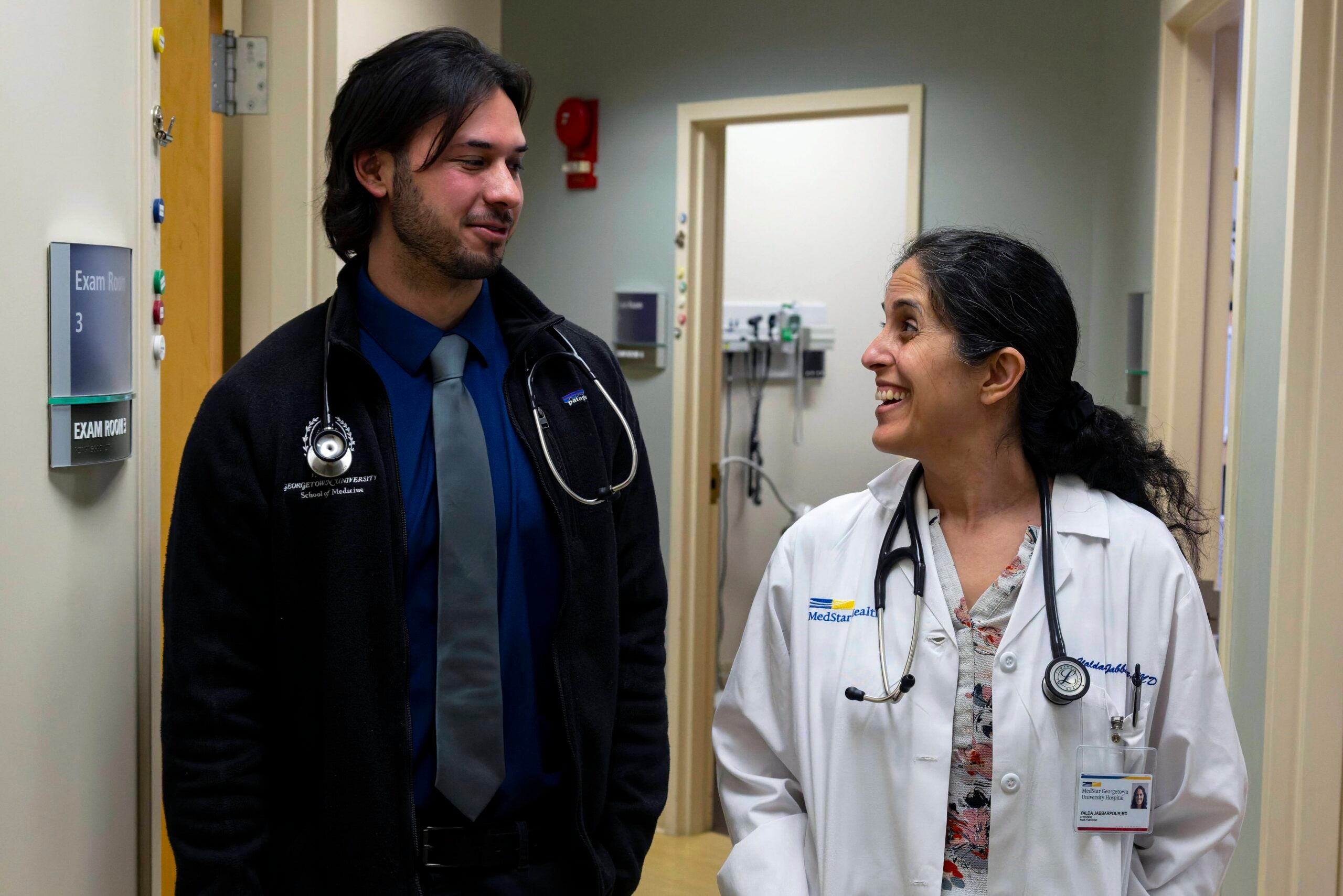 CJ Rooney (M’26), with family medicine physi- cian Yalda Jabbarpour (M’08), appreciates the meaningful connections he’s developed with patients, being able to see their progress over time and advocatingfor them.