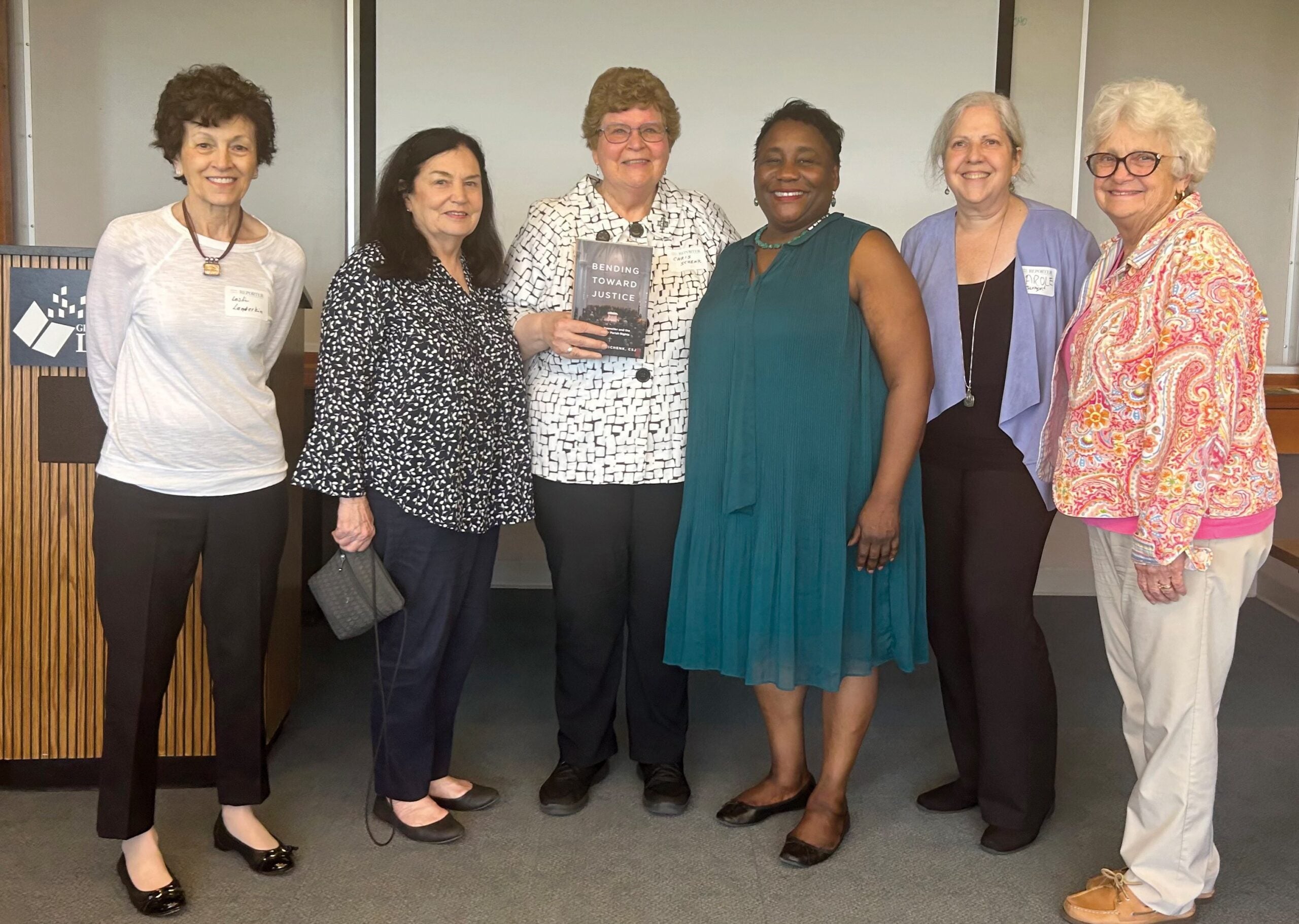 Sister Christine Schenk (N’68) at an April 2025 Lauinger Library event to celebrate the book.