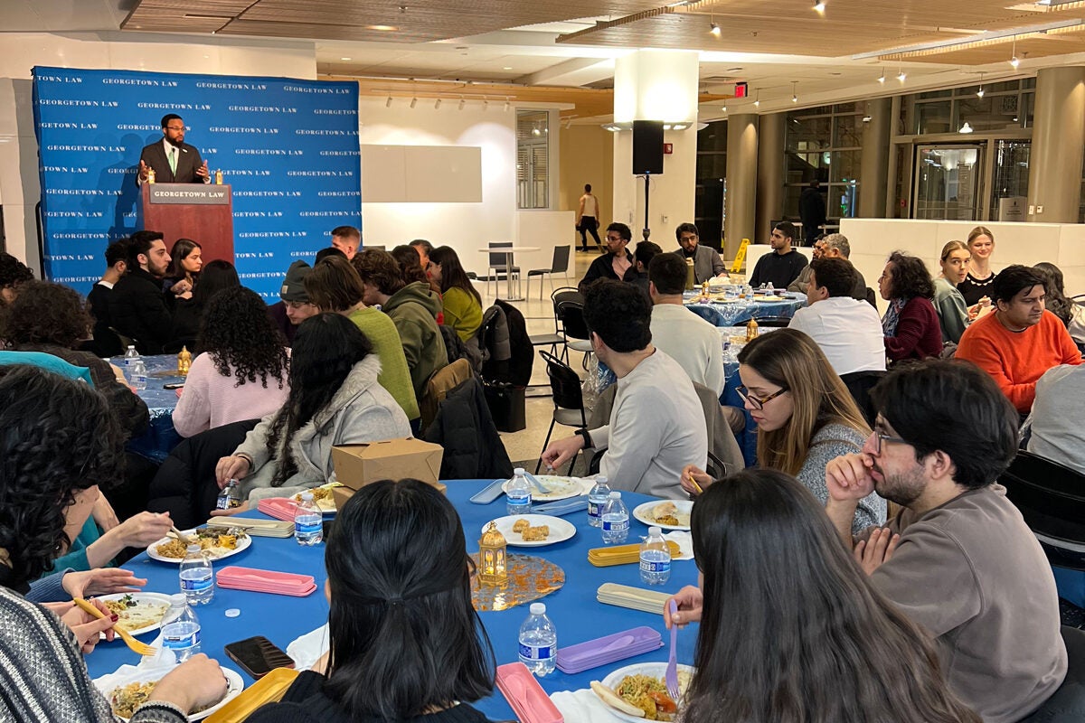 Law students celebrate Iftar, the evening breaking of fast during Ramadan, at a Mission & Ministry interfaith gathering held in collaboration with the Muslim Law Student Association.